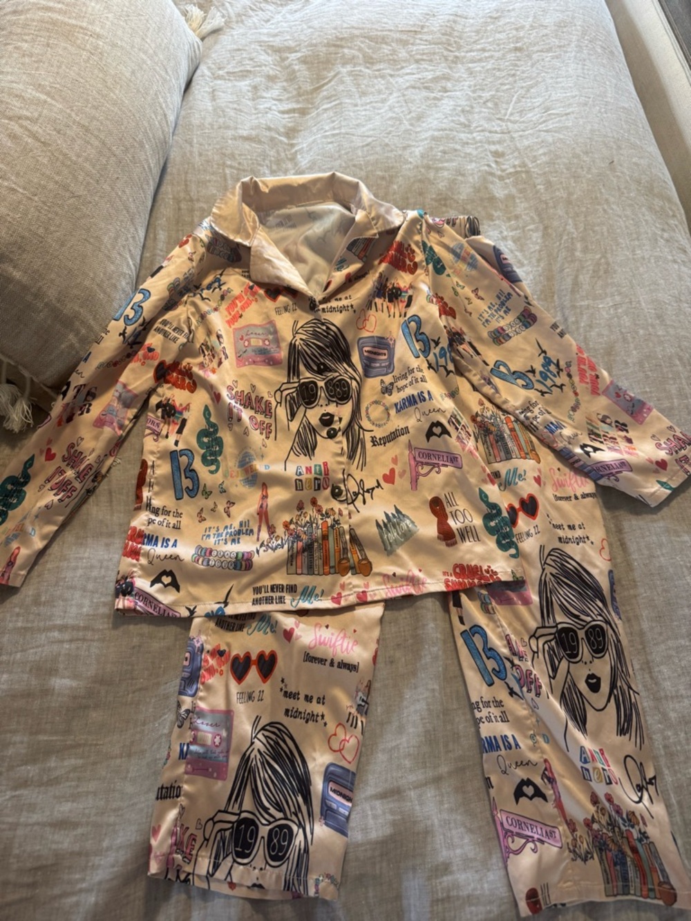 Girls' taylor swift Pajama Set - Long Sleeve Top & Pants